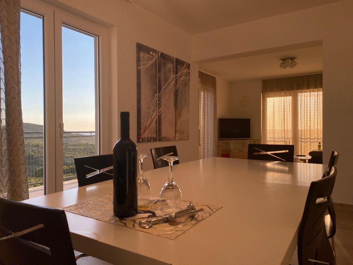 Apartments Carpe Diem Primošten Екстериор снимка