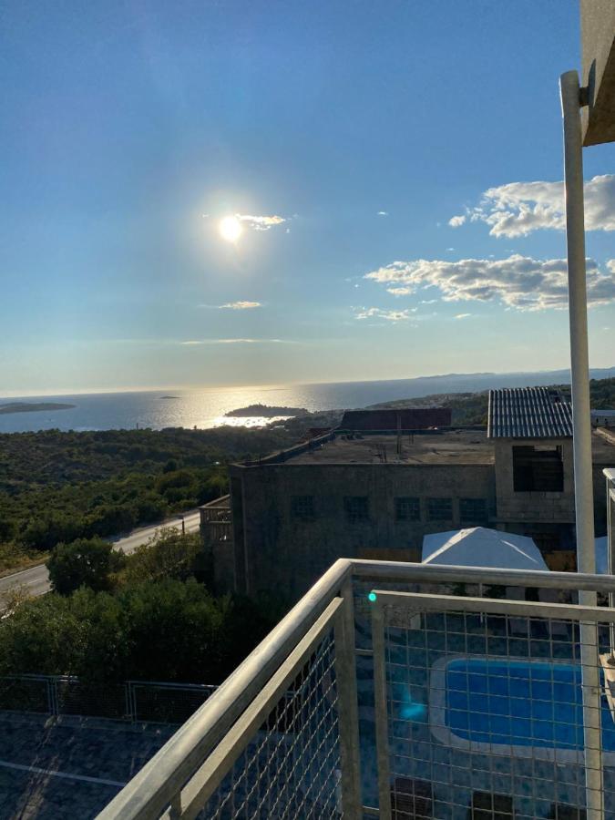 Apartments Carpe Diem Primošten Екстериор снимка