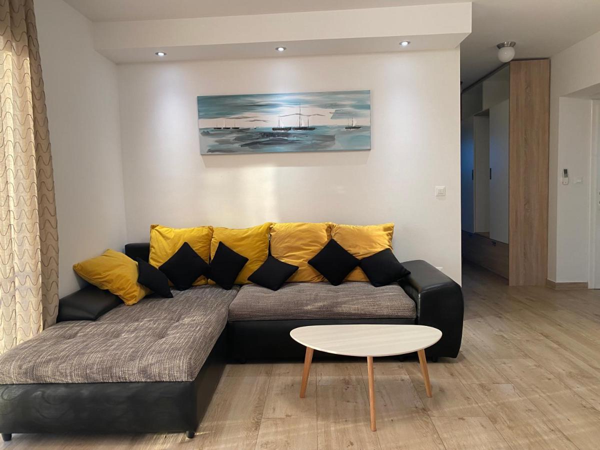 Apartments Carpe Diem Primošten Екстериор снимка