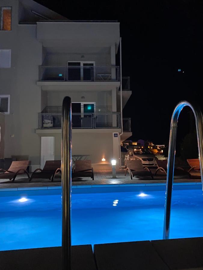 Apartments Carpe Diem Primošten Екстериор снимка