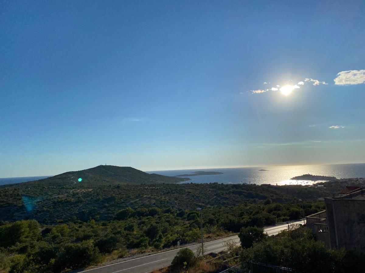 Apartments Carpe Diem Primošten Екстериор снимка