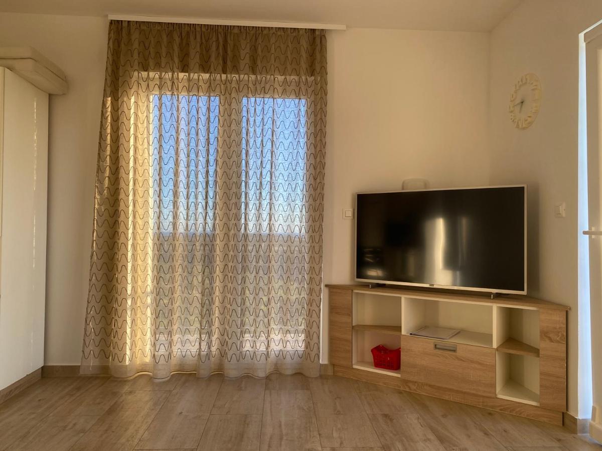 Apartments Carpe Diem Primošten Екстериор снимка